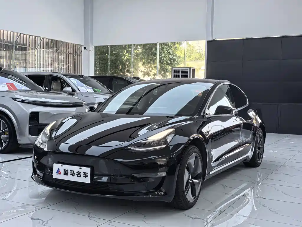 Tesla Model 3 2019 — фото 1