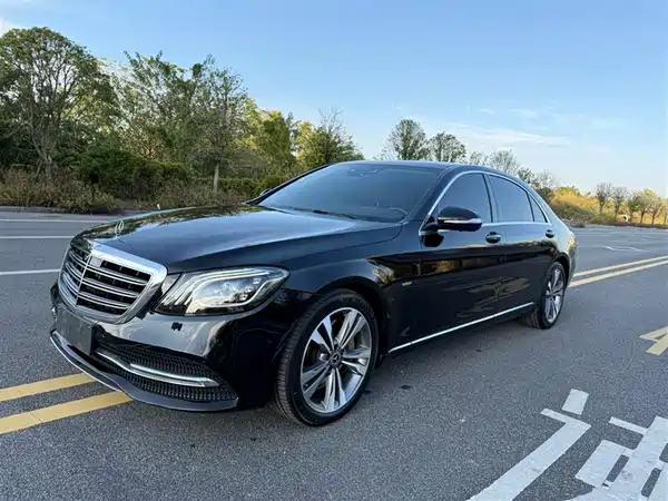 Mercedes-Benz S-Class 2020