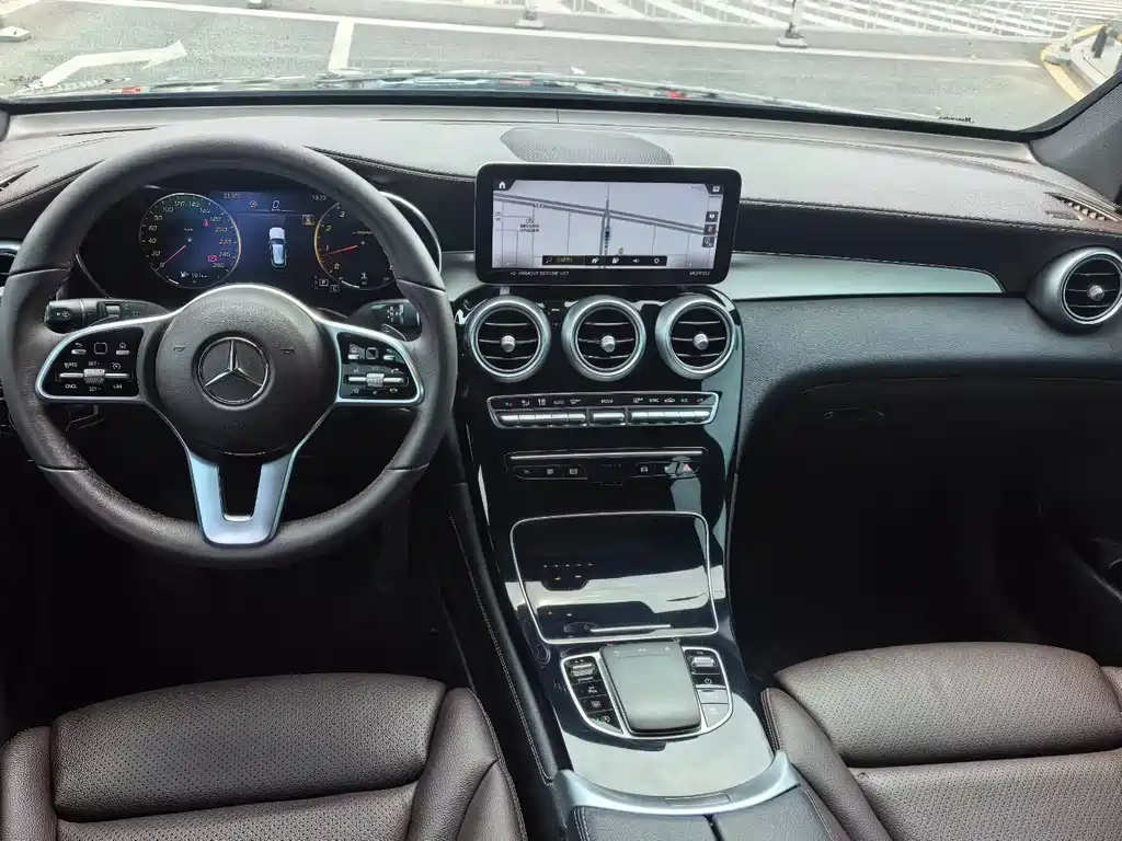Mercedes-Benz GLC 2022