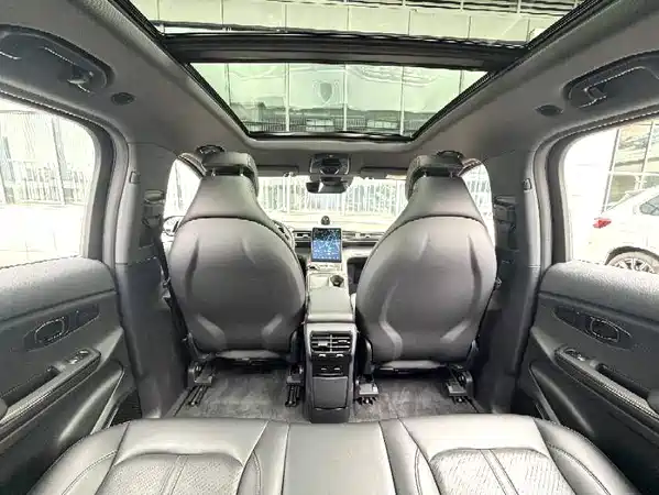 NIO ES6 2020