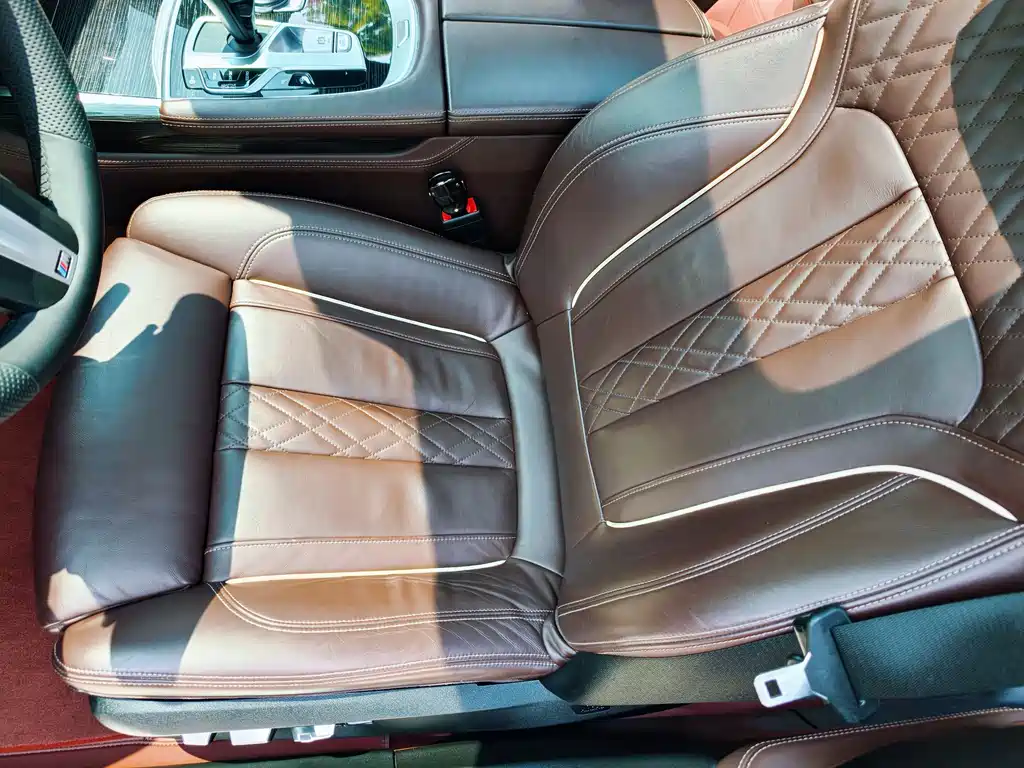 BMW 7 Series 2020 — фото 16