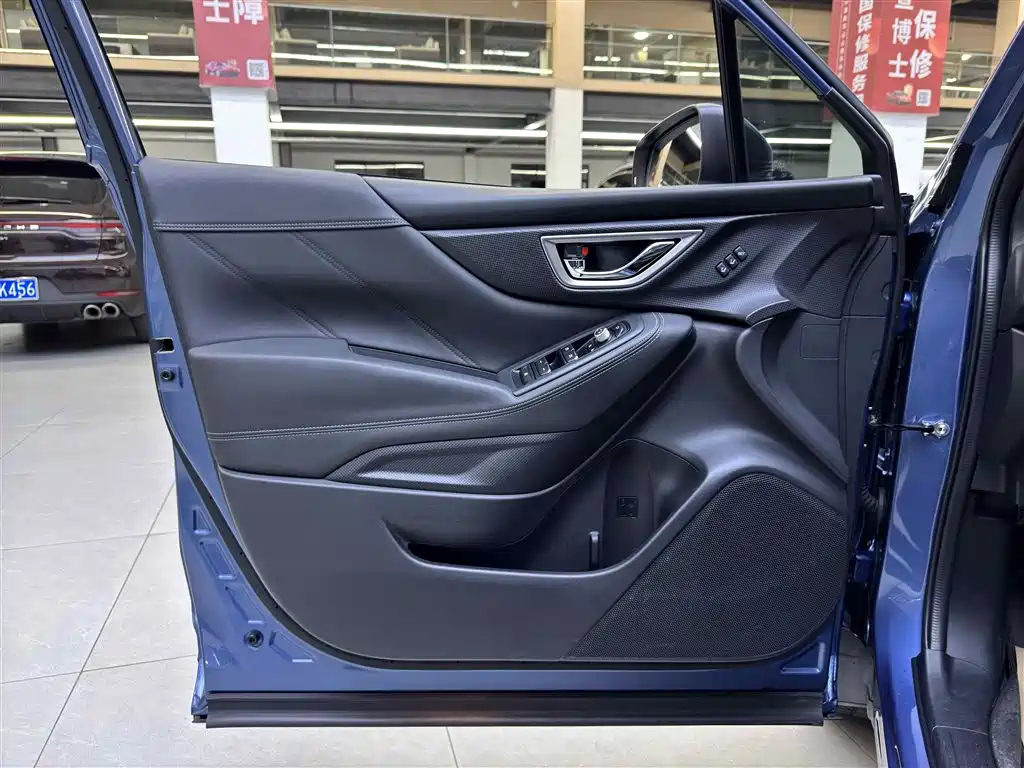 Subaru Forester 2021 — фото 14