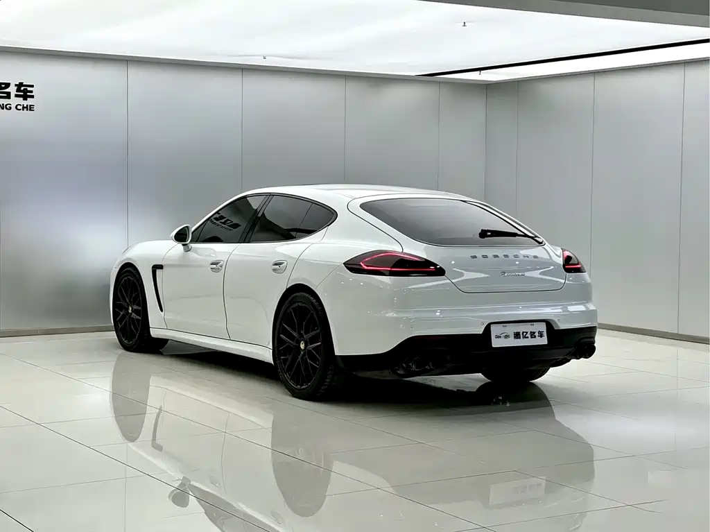 Porsche Panamera 2014 — фото 5