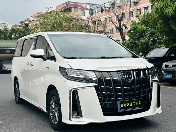 Toyota Alphard 2023