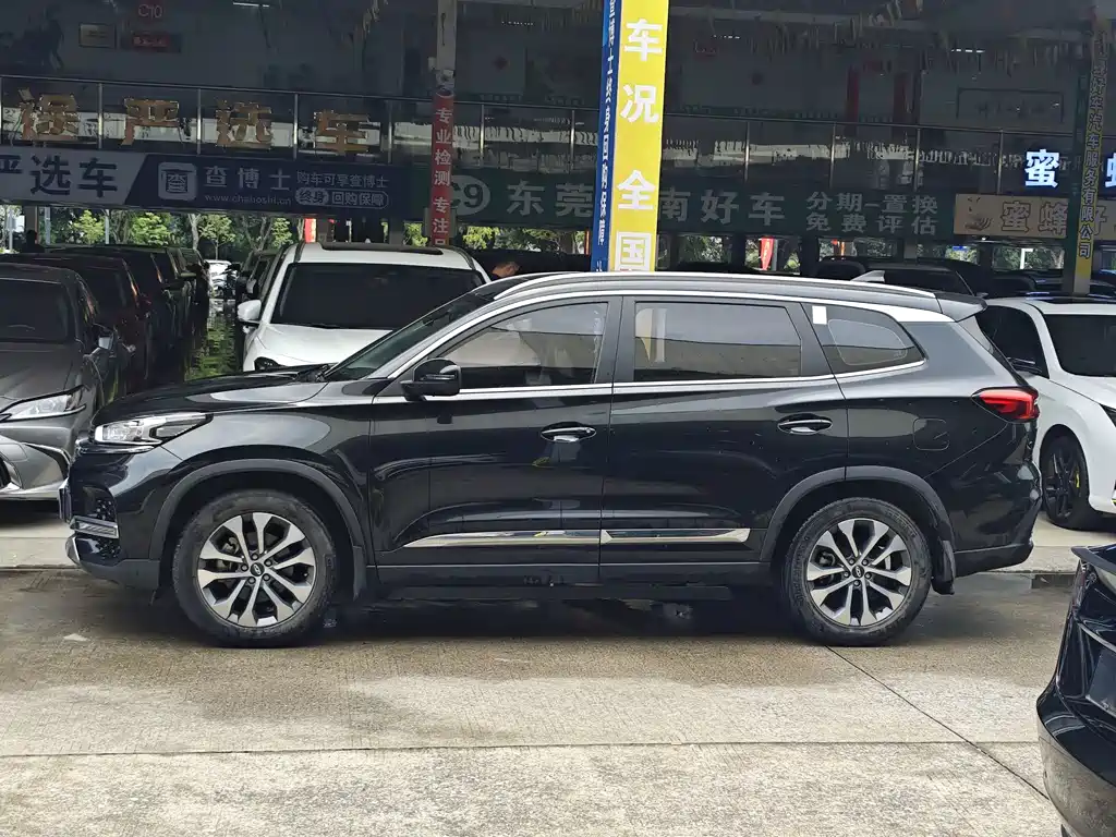 Chery Tiggo 8 2018 — фото 3