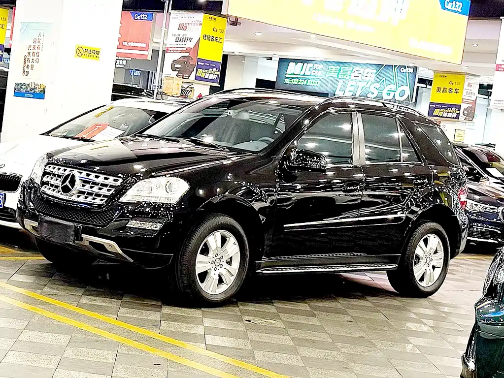 Mercedes-Benz M-Class 2011