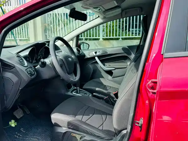 Ford Fiesta 2014
