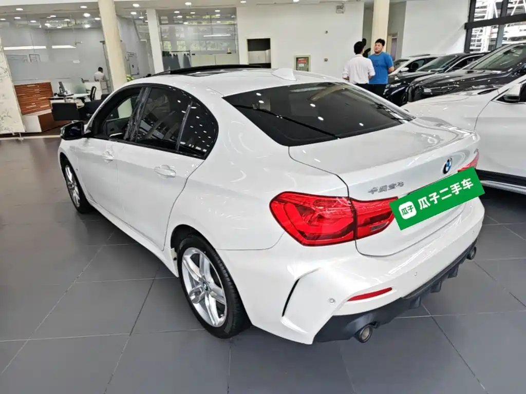 BMW 1 Series 2021
