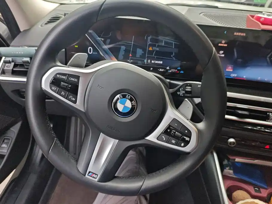 BMW 3 Series 2024 — фото 15