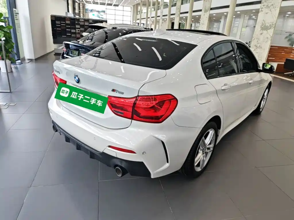 BMW 1 Series 2021