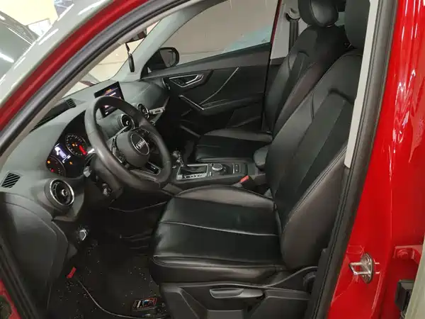Audi Q2L 2018