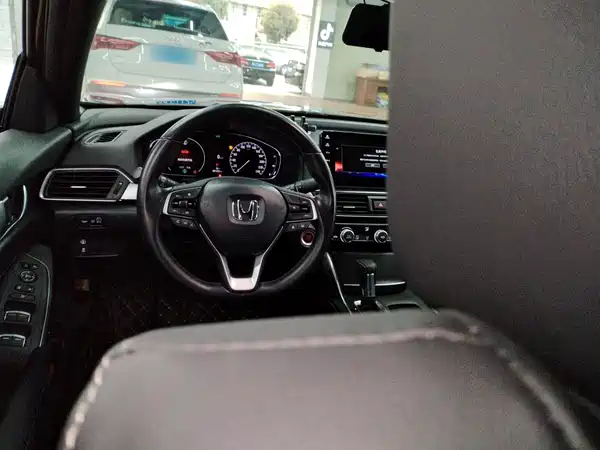 Honda Inspire 2022