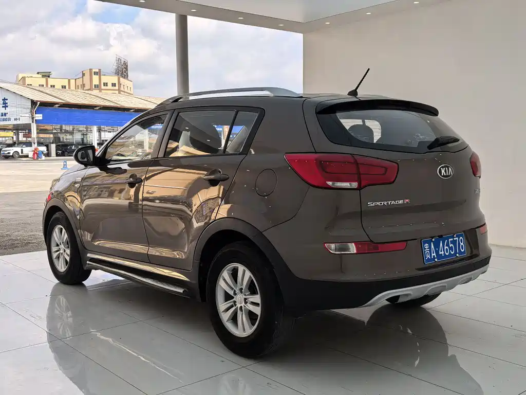Kia Sportage 2015 — фото 14