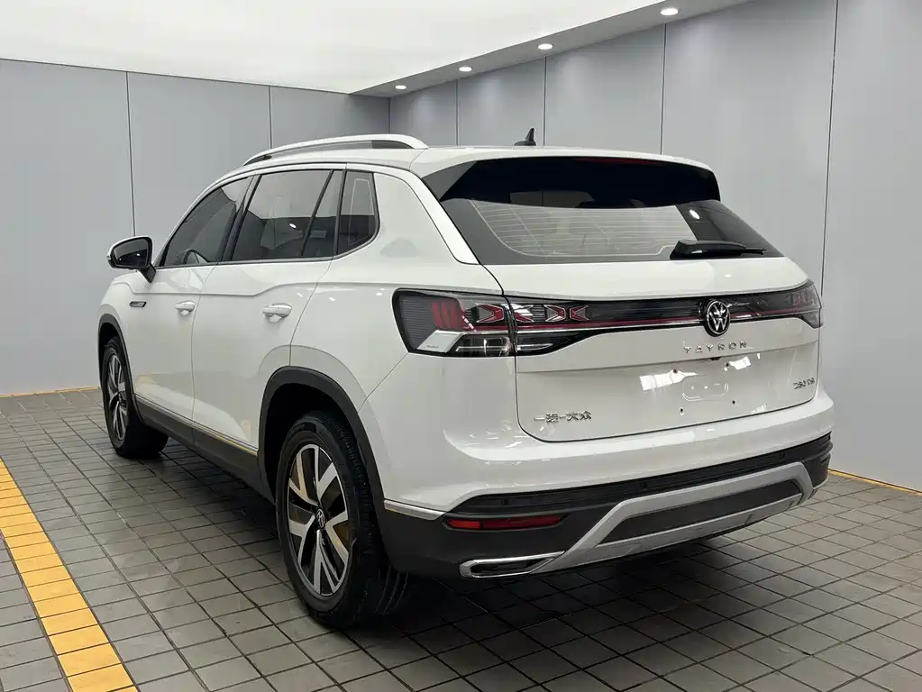 Volkswagen Tayron 2023