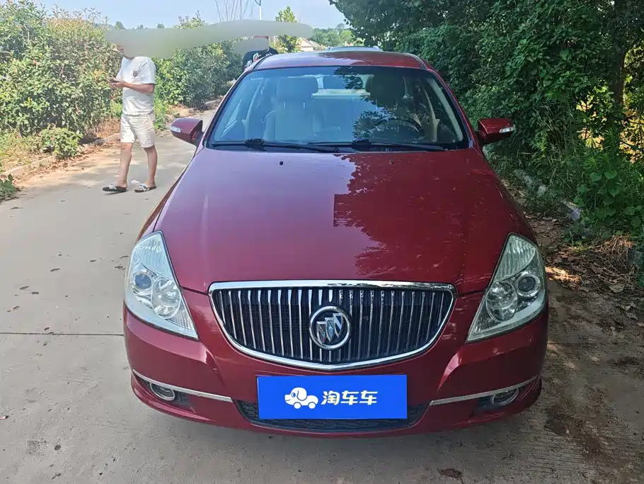Buick Excelle 2012