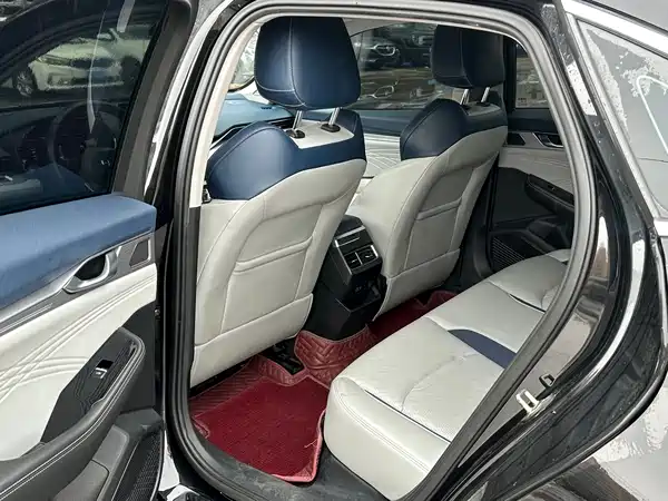 Geely Xingrui 2021