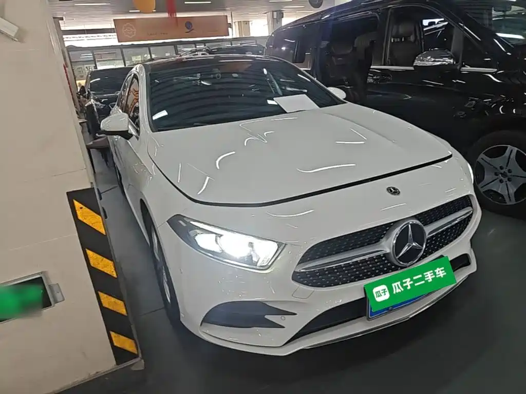 Mercedes-Benz A-Class 2021 — фото 4