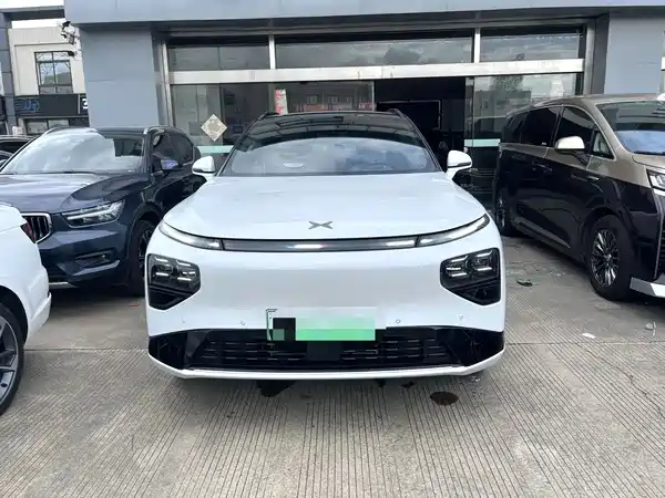 XPeng G9 2025