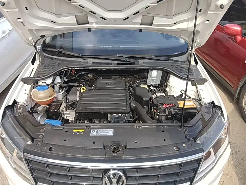 Volkswagen Jetta 2018 — фото 20