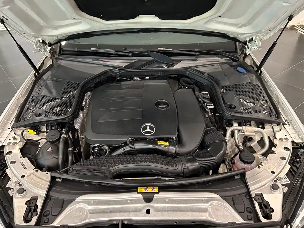 Mercedes-Benz C-Class 2019 — фото 23