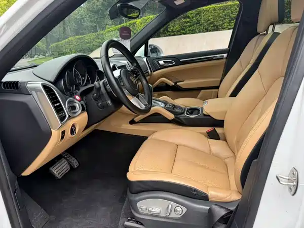 Porsche Cayenne 2017