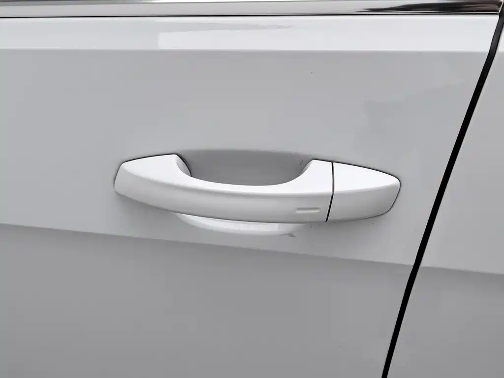 Volkswagen Golf Pure Electric 2020 — фото 18