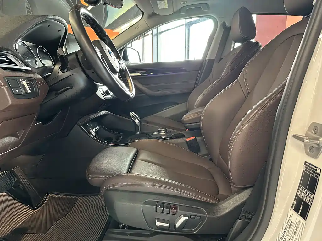 BMW X2 2022 — фото 17