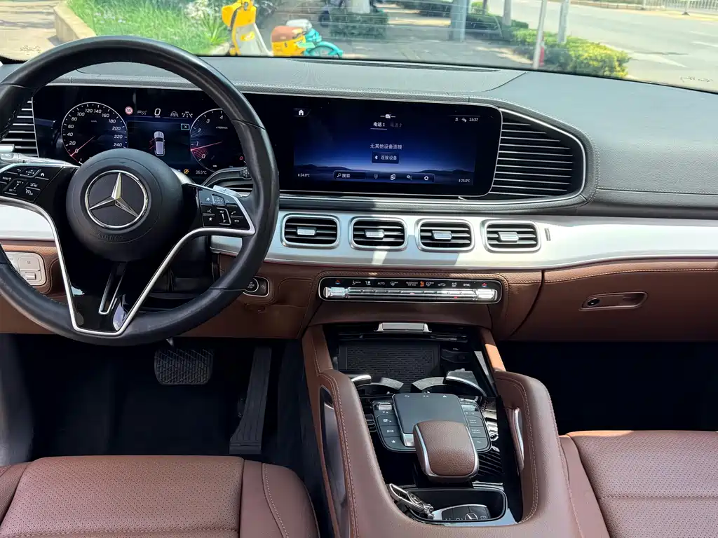 Mercedes-Benz GLE 2023 — фото 6