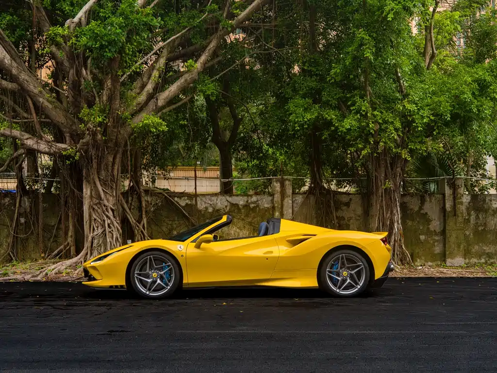Ferrari F8 2022 — фото 2