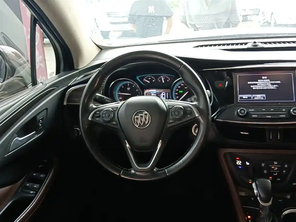 Buick Envision Plus 2017 — фото 11