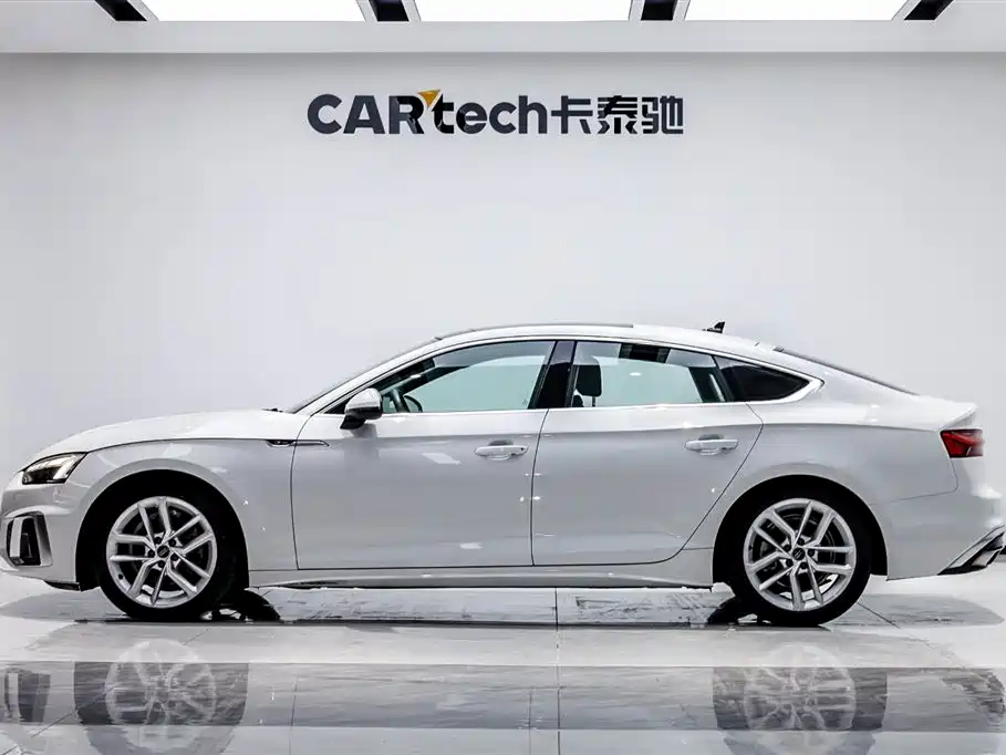 Audi A5 2024 — фото 18