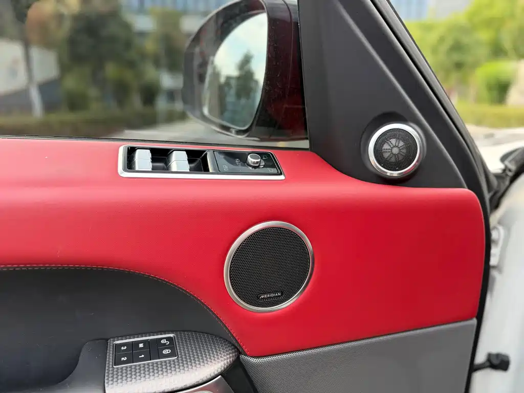 Land Rover Sport 2021 — фото 12