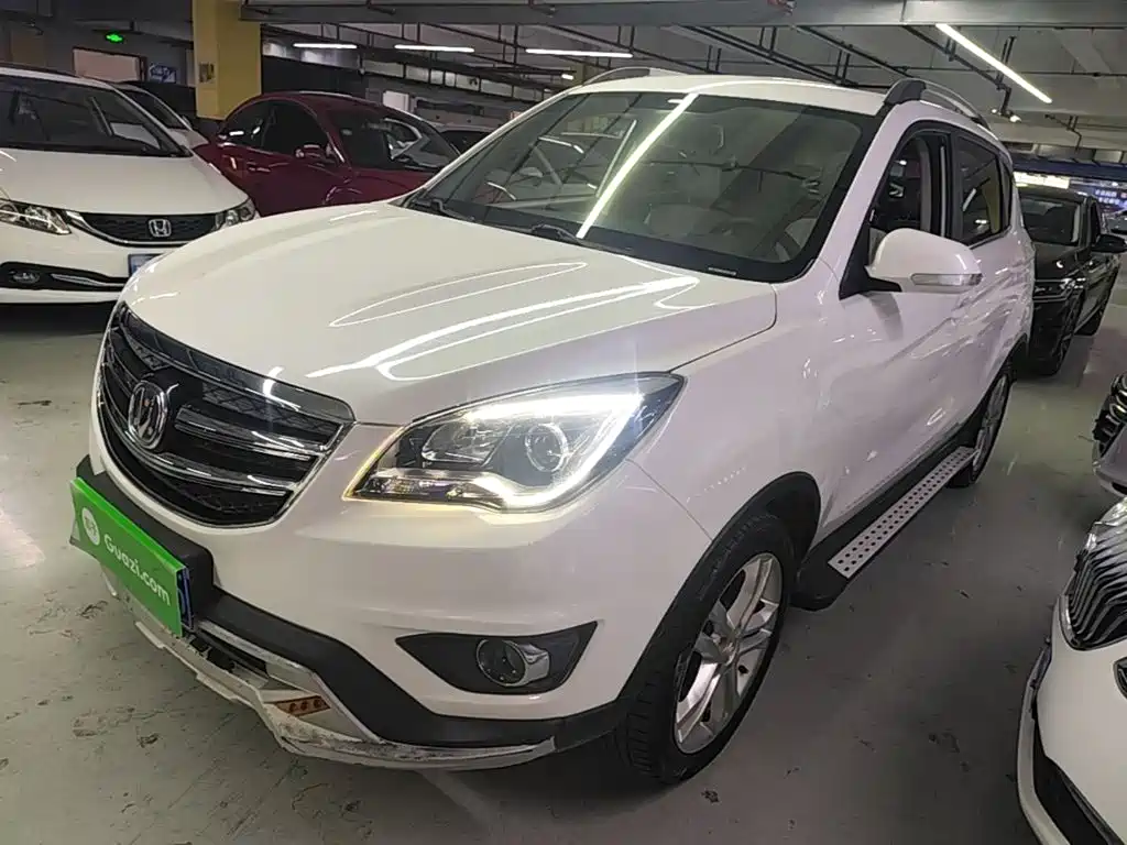 Changan CS35 2018 — фото 2