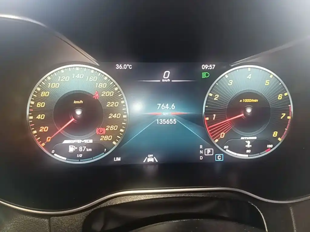 Mercedes-Benz GLC AMG 2020 — фото 12