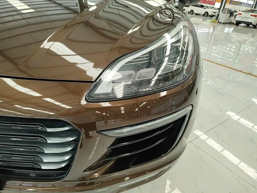Zotye SR9 2018 — фото 24