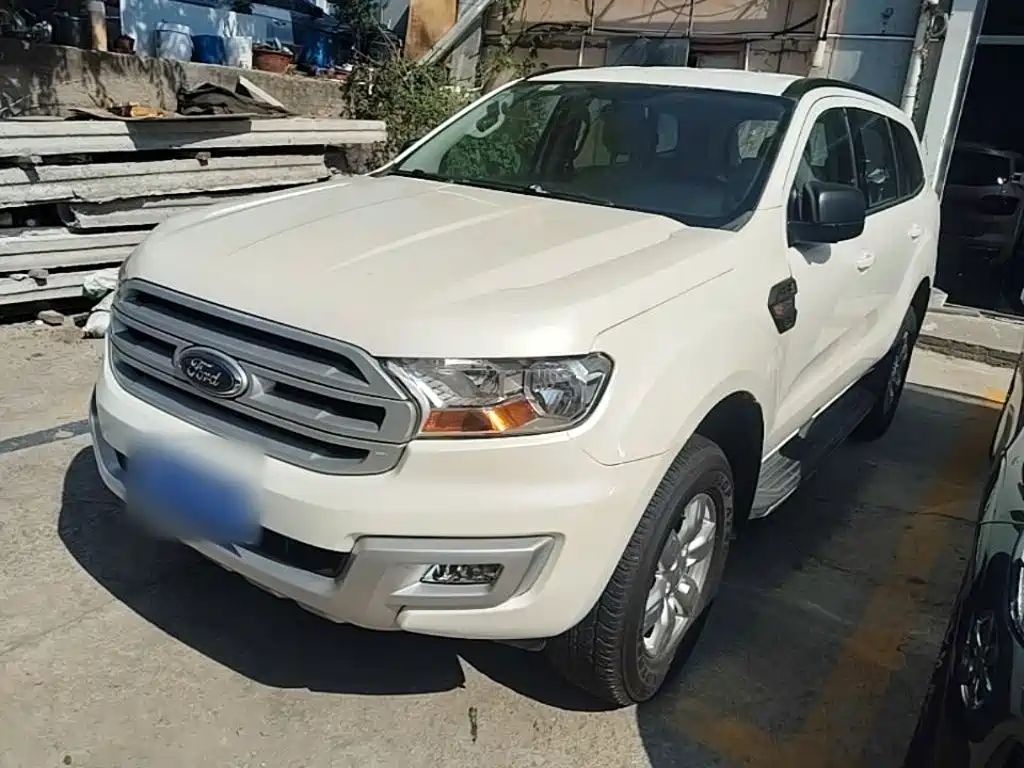 Ford Everest 2018 — фото 2