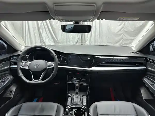 Volkswagen Passat 2022