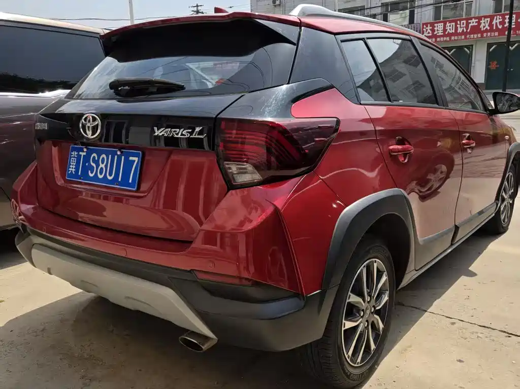 Toyota Yaris L 2020 — фото 4