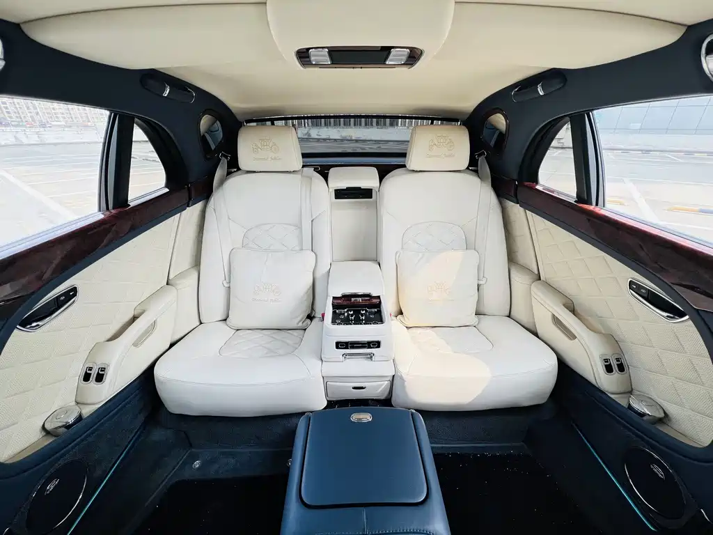 Bentley Mulsanne 2013 — фото 9