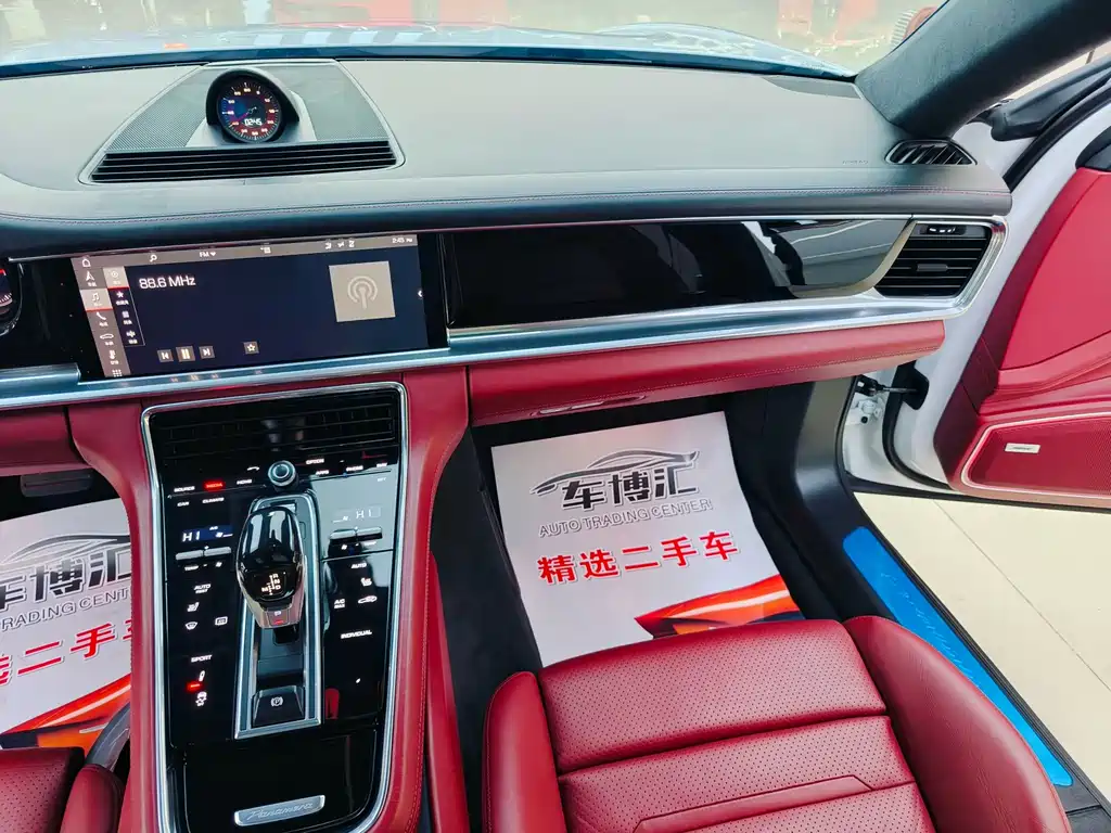 Porsche Panamera 2017 — фото 15