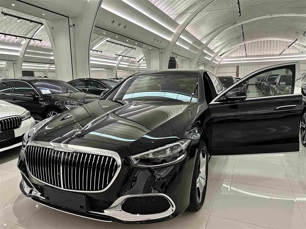 Mercedes-Benz Maybach S-Class 2023
