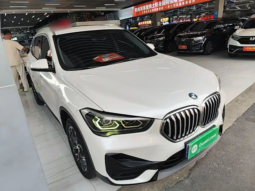BMW X1 2021 — фото 4