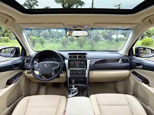 Toyota Camry 2016