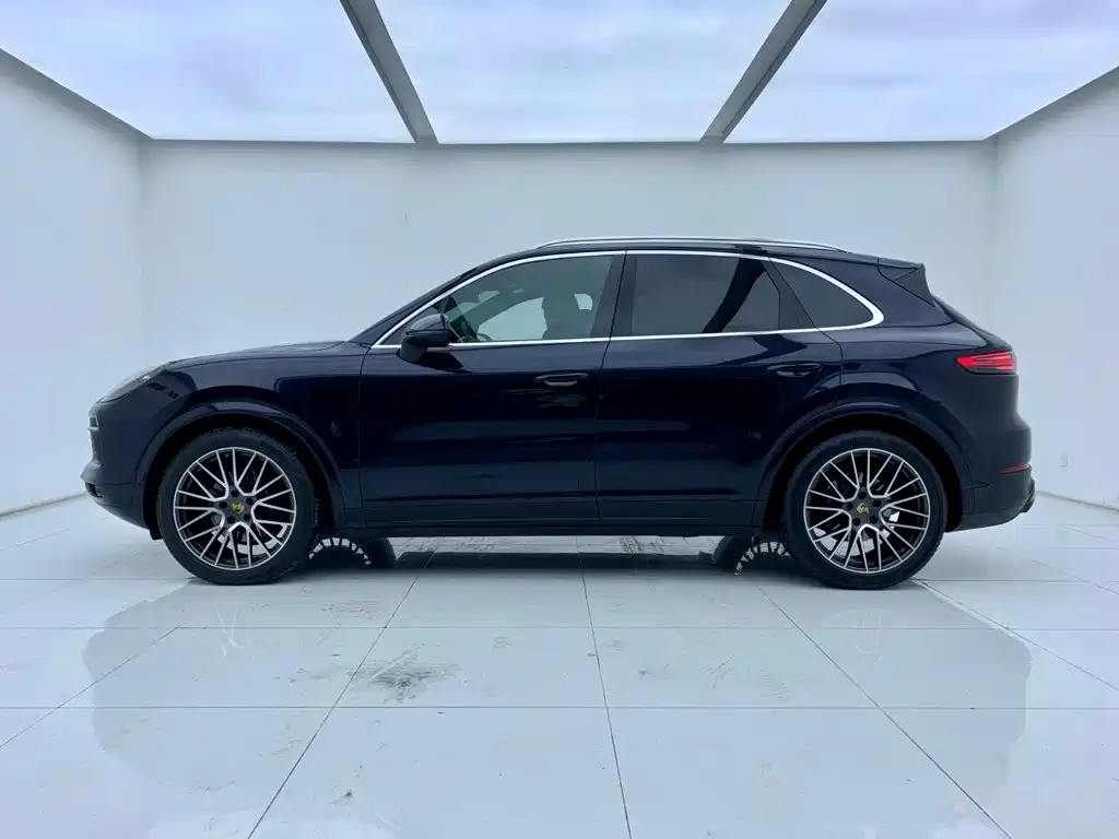 Porsche Cayenne 2021 — фото 5