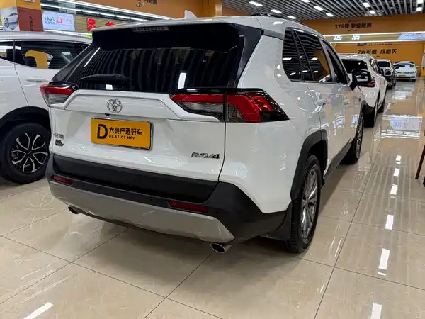 Toyota RAV4 2023