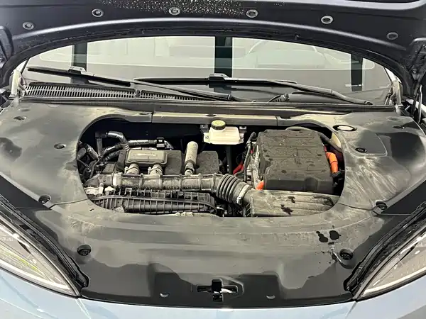 BYD Seal 07 DM-i 2025