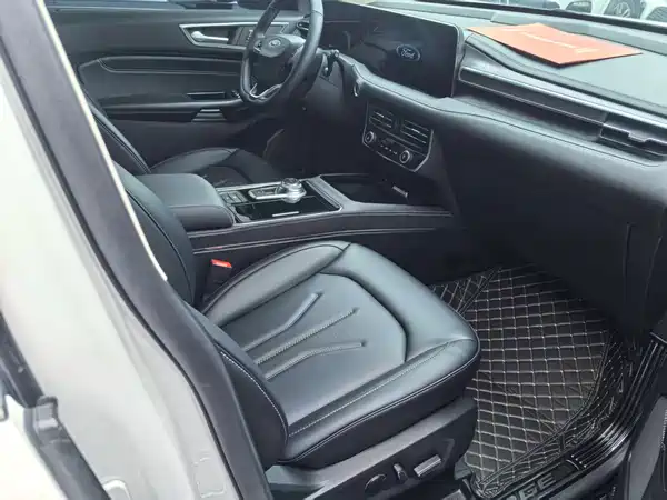 Ford Edge 2022