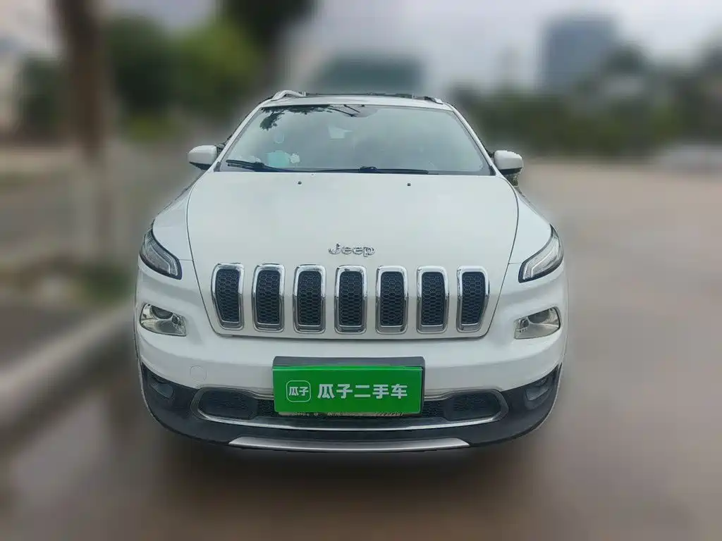 Jeep Cherokee 2018 — фото 24