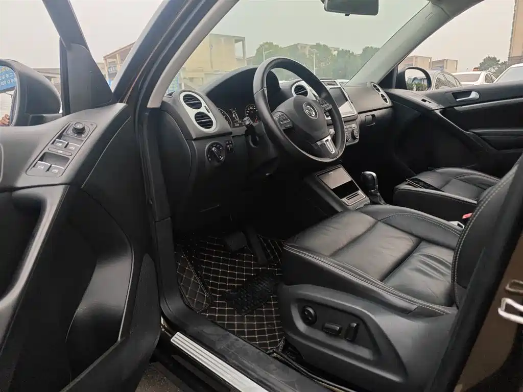 Volkswagen Tiguan 2017 — фото 15