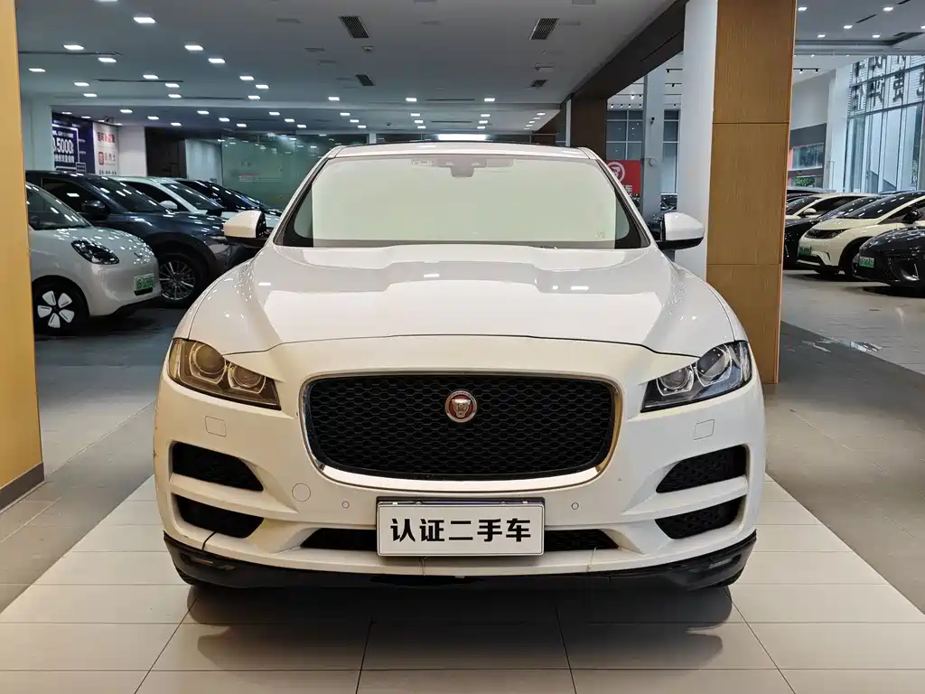 Jaguar F-PACE 2018 — фото 4